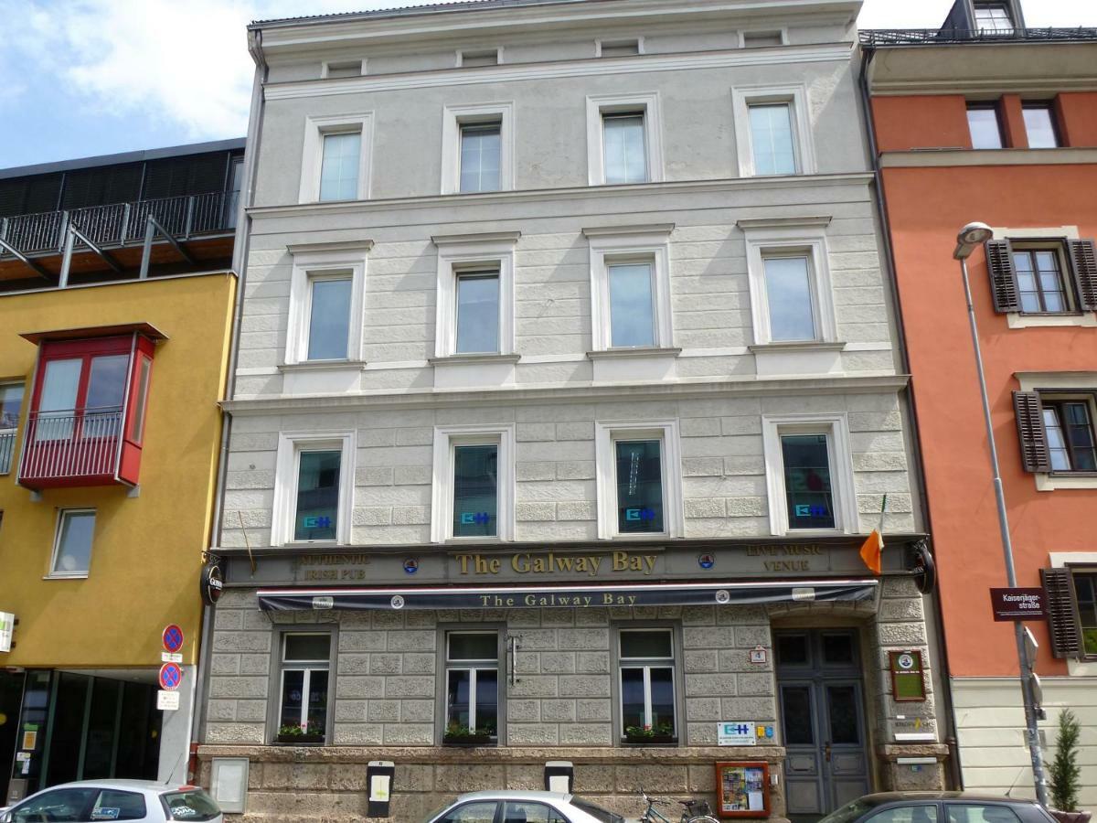 Charming, central, spacious apartment Innsbruck Exterior foto